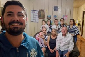 Alencar Gonçalves é sepultado em cerimônia reservada; outros três corpos seguem para o interior de São Paulo