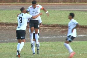 Campeonato Paranaense: Grêmio Maringá fica no 3 a 3 contra a Portuguesa