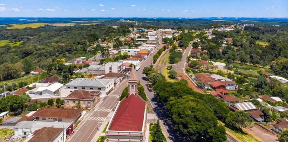 Cidade paranaense com 9 mil habitantes abre inscrições para concurso público nesta quinta-feira