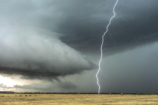 Dois alertas de tempestades são disparados para o Paraná; confira a lista completa