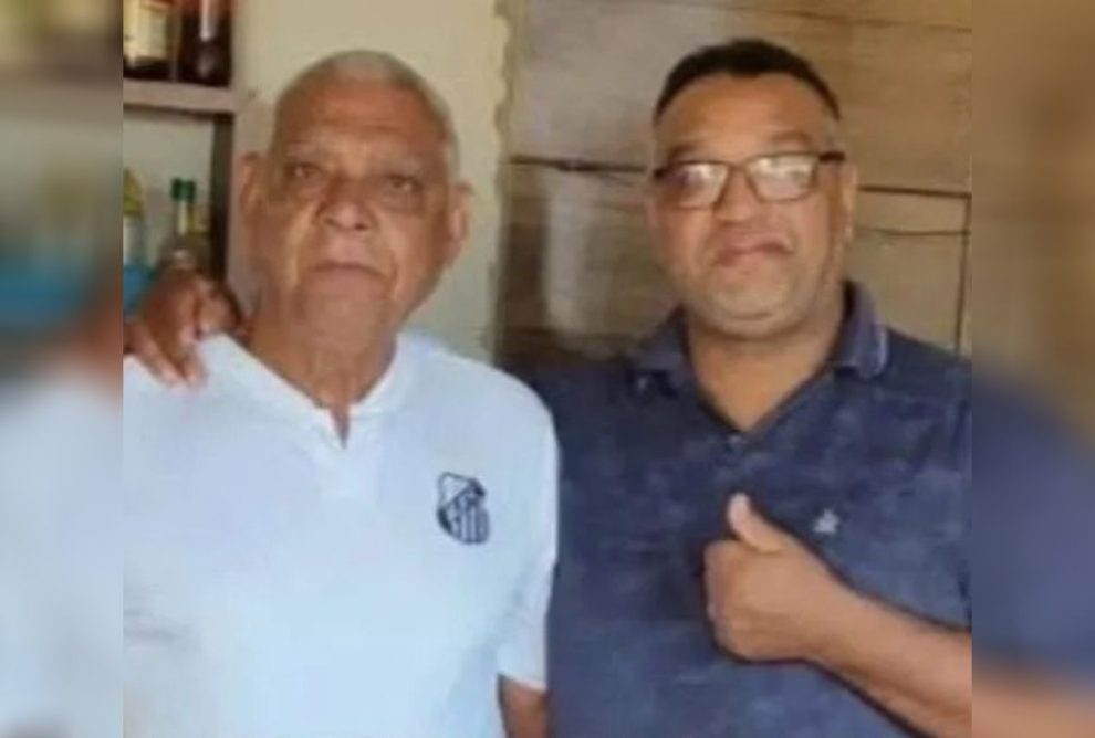 Pai e filho morrem após batida frontal entre carros no Paraná