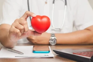 AVC silencioso é 10 vezes mais comum do que os sintomáticos e pode causar demência progressiva