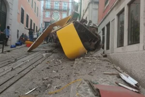 Acidente com Elevador da Glória foi causado por falta de manutenção, diz relatório