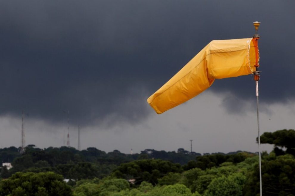 Alerta de chuvas intensas atinge 78 cidades do Paraná; veja a lista completa