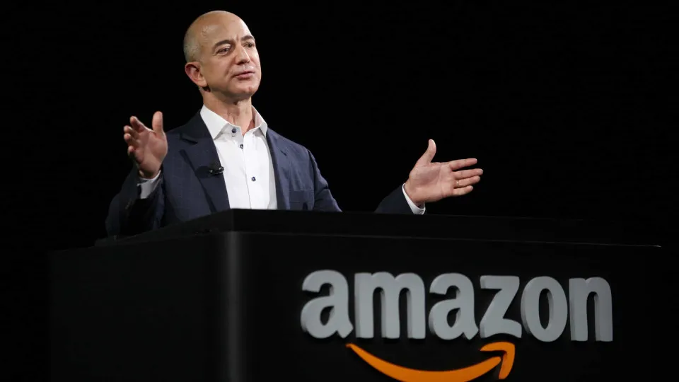 Amazon anuncia planos de cortar 14 mil cargos na área corporativa