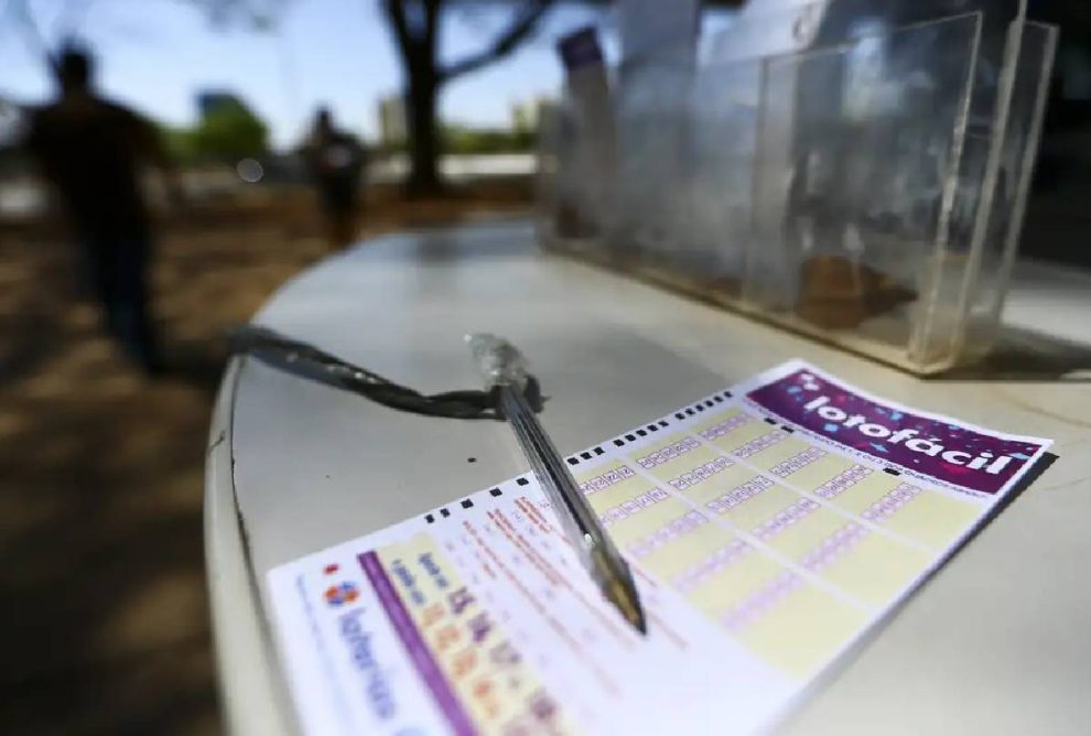 Apostas do Paraná faturam prêmios na Lotofácil 3512