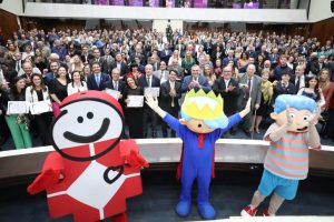 Assembleia Legislativa do Paraná realiza Sessão Solene em homenagem ao Dia do Médico