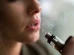 Brasil pode perder R$ 13,7 bilhões por ano com contrabando de cigarro eletrônico, diz estudo