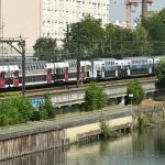 Brasileira é vítima de tentativa de estupro dentro de trem na periferia de Paris