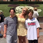 Britney Spears volta a se afastar dos filhos após novas polêmicas