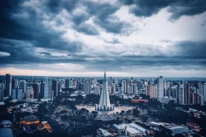 Chegada de frente fria deve mudar o tempo no Paraná neste sábado, 11; veja detalhes da previsão
