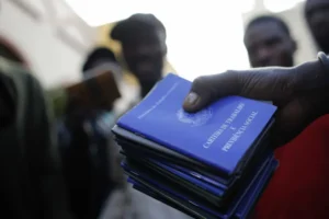 Desemprego fica em 5,6% até setembro, menor taxa da série histórica