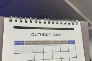 Dia dos Professores é feriado? Veja quem tem direito à folga
