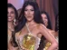 Erro em concurso faz candidata celebrar vitória por engano no palco; veja