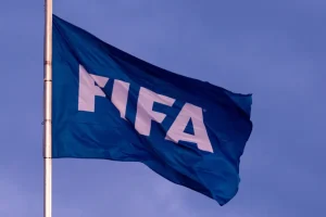 Fifa faz homenagem a 10 treinadores, e só um brasileiro aparece na lista