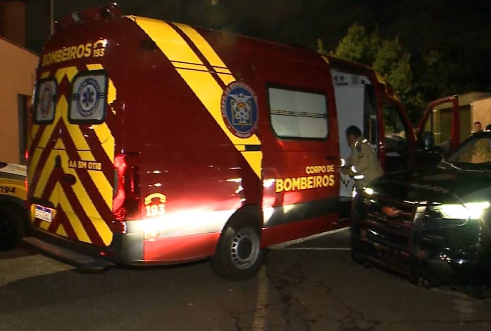 Filha tenta matar mãe à facadas durante briga por dinheiro