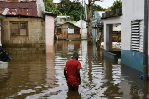 Furacão Melissa atinge Cuba após matar 48 pessoas no Caribe