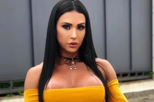 Gracyanne Barbosa é assaltada no Rio de Janeiro