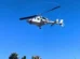 Helicóptero cai em lago de pesca no interior de SP