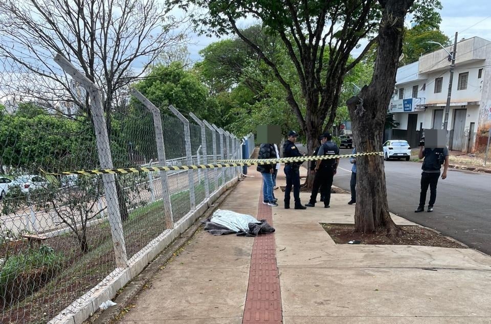 Homem é espancado e morto em frente ao Centro POP, em Maringá
