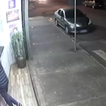 Homem se passa por cliente e assalta loja no Paraná