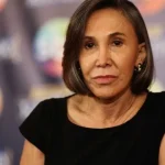 Intérprete de Dona Florinda vem ao Brasil com espetáculo sobre relação com criador de 'Chaves'