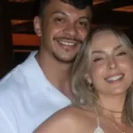 Júlio Cocielo anuncia fim de casamento com Tata Estaniecki
