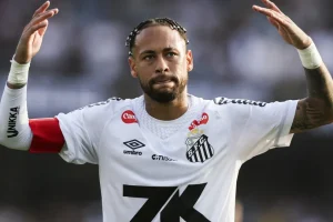 'Lenda' brasileira arrasa Neymar: "Não serve como exemplo para ninguém"