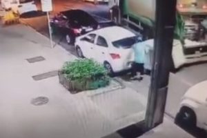 Lixeira atinge carro estacionado durante coleta de lixo na região central de Maringá