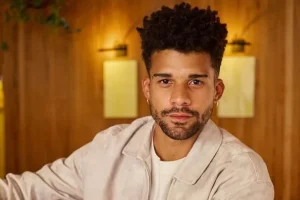 Lucas Leto sofre acidente de carro no Rio: 'Foi assustador'