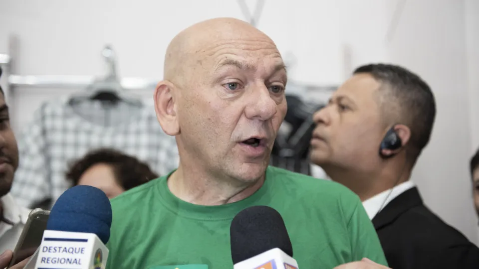 Luciano Hang é condenado a pagar R$ 33 mil a Lula por declarações ofensiv