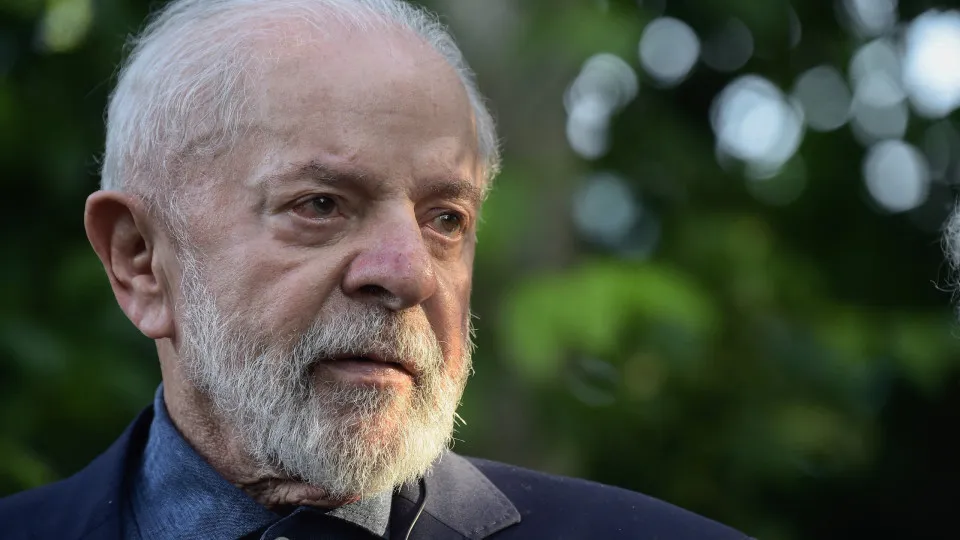 Lula instala conselho para tratar de minerais críticos e terras raras