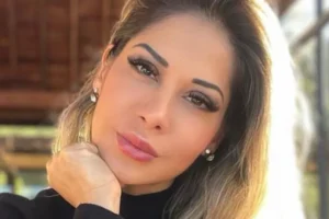 Maíra Cardi vive susto com filha recém-nascida