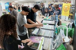 Maringá terá feira de discos de vinil com preços a partir de R$ 10; Saiba os detalhes