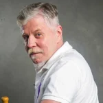 Miguel Falabella comenta polêmica com Mateus Solano e uso de celulares no teatro