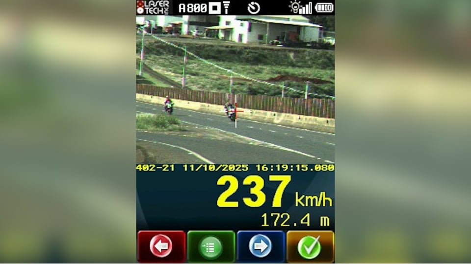 Moto é flagrada a 237km/h na BR-369