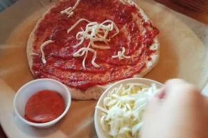 Mulher morre após possível intoxicação por pizza em São José dos Campos