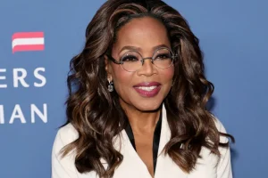 Oprah Winfrey exibe 'novo corpo' em evento após emagrecer 20 quilos