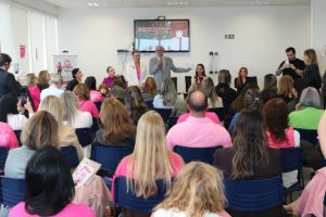 Outubro Rosa: Assembleia promove roda de conversa sobre câncer de mama