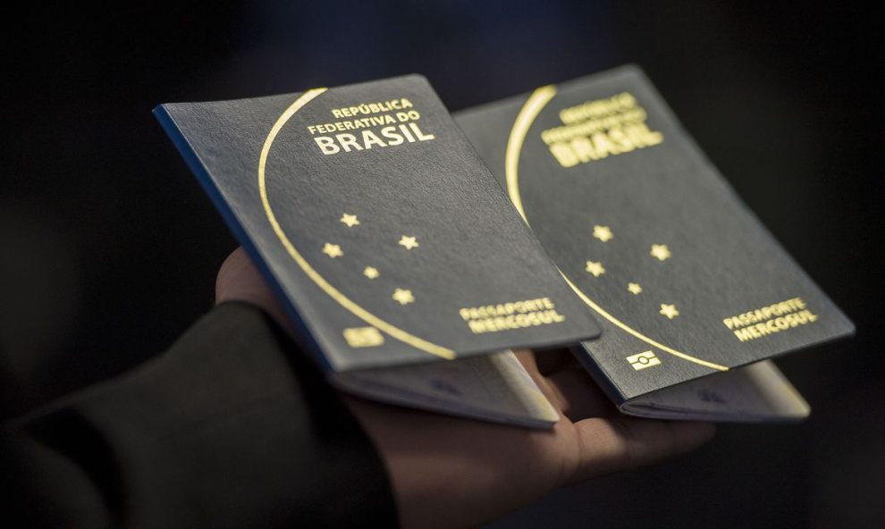 PF pode interromper emissão de passaporte por falta de verba