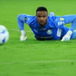 Palmeiras e Cruzeiro empatam em jogo com polêmica e brilho de Carlos Miguel
