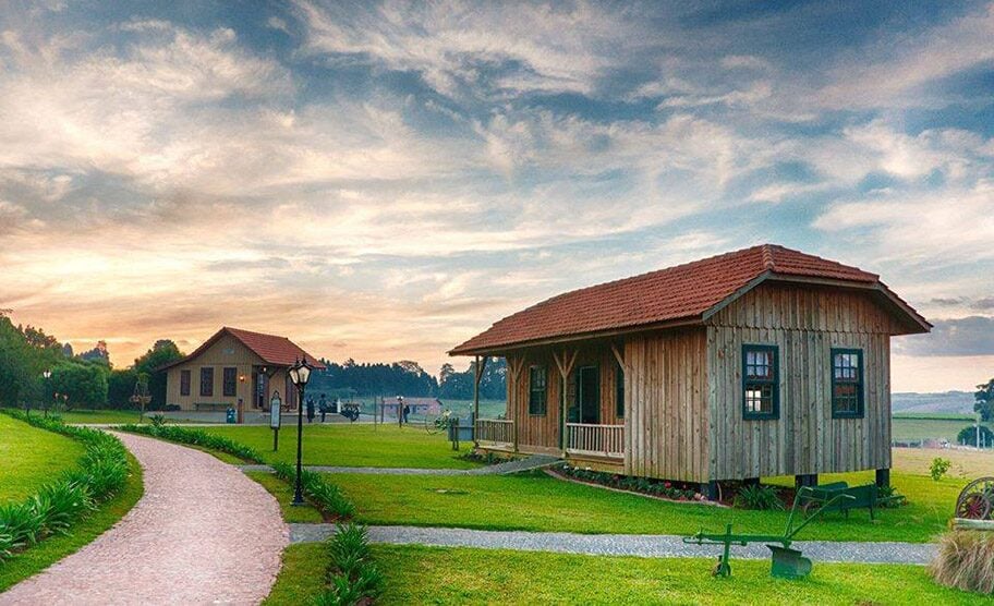 Paraná abre inscrições de concurso público; salários chegam a R$ 7,7 mil