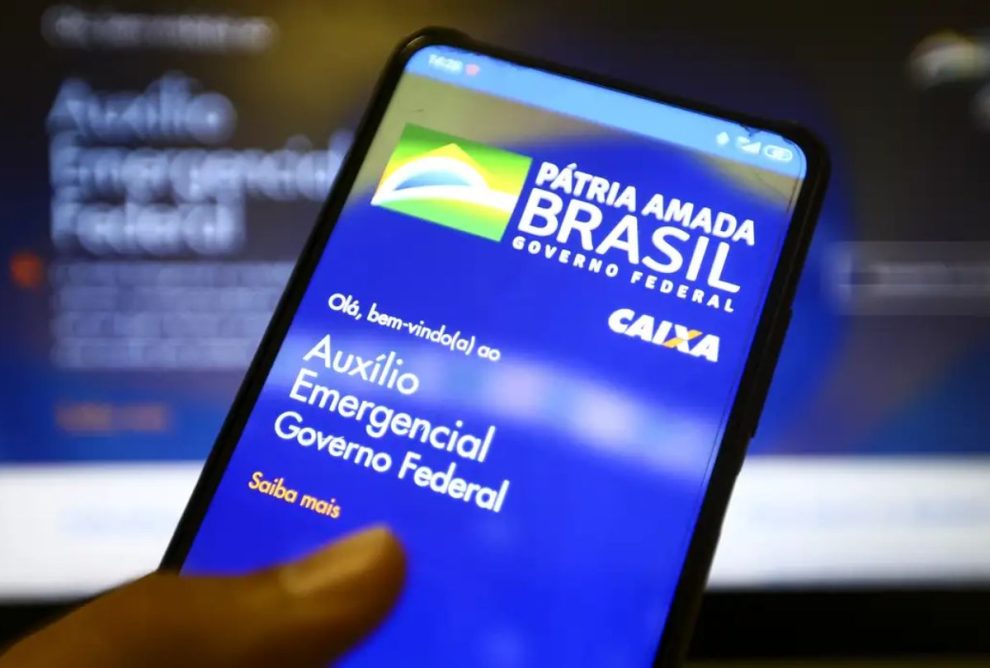 Paraná tem 13 mil notificações de devolução do Auxílio Emergencial