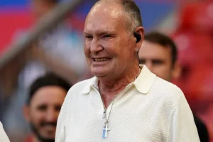 Paul Gascoigne revela que voltou dos "mortos": "Dopado para cara***"