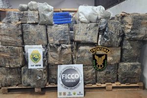 Polícia Militar apreende mais de 1,6 tonelada de maconha no Paraná