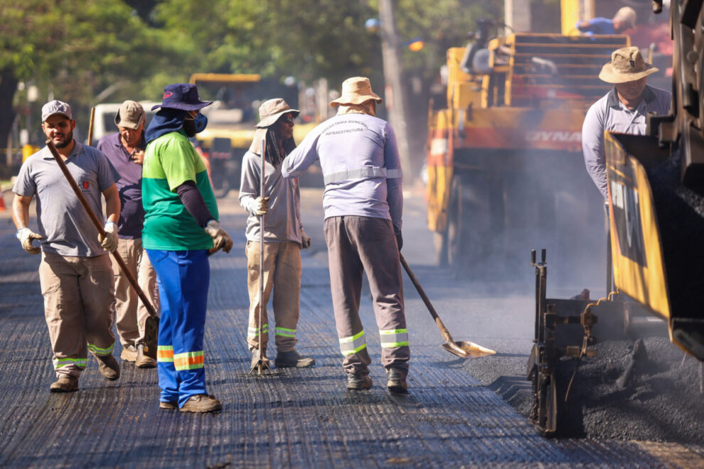 Prefeitura de Maringá inicia recapeamento da Avenida Tiradentes e Rua Silva Jardim nesta quinta-feira (30)