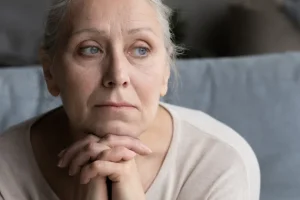 Primeiro sinal de demência não é a perda de memória diz especialista