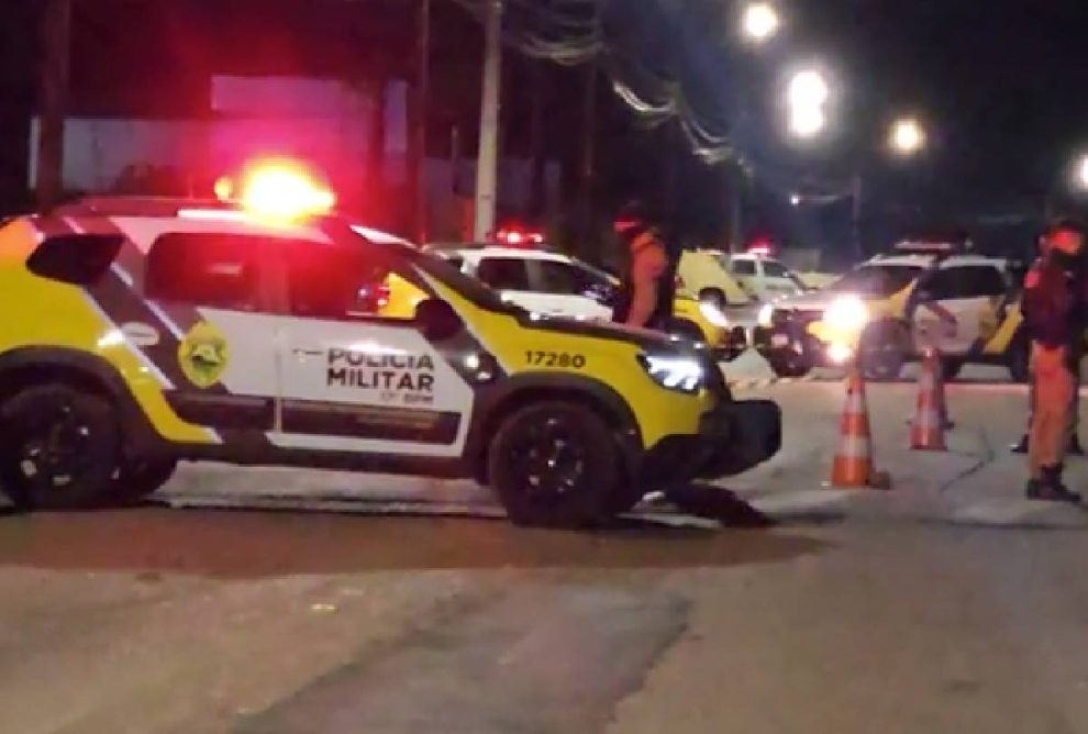 Quatro homens morrem em confronto após reagirem à abordagem