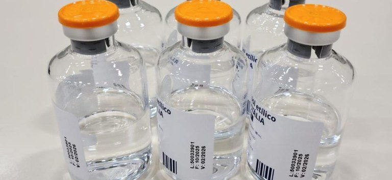 SUS recebe 11,5 mil frascos de etanol para reforçar combate a intoxicações por metanol
