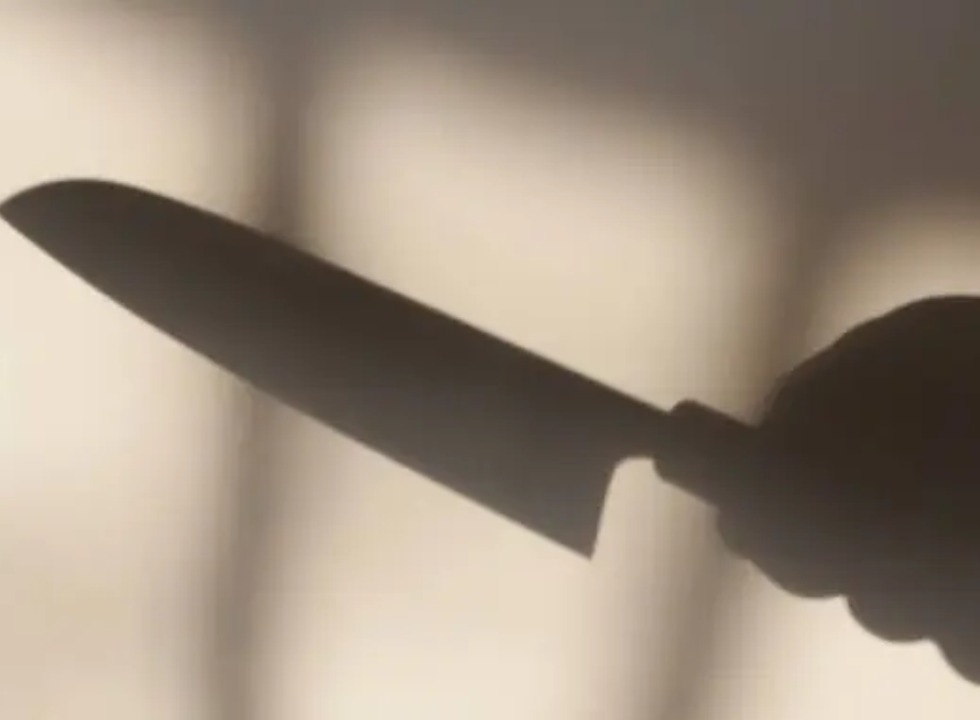 Ex mata jovem a facadas na frente do filho e da irmã no Paraná